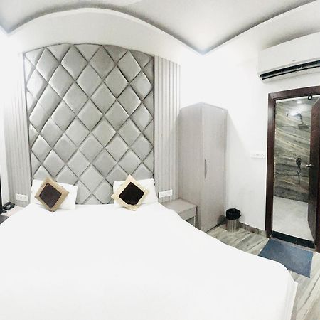 Hotel Green Apple بريلي المظهر الخارجي الصورة
