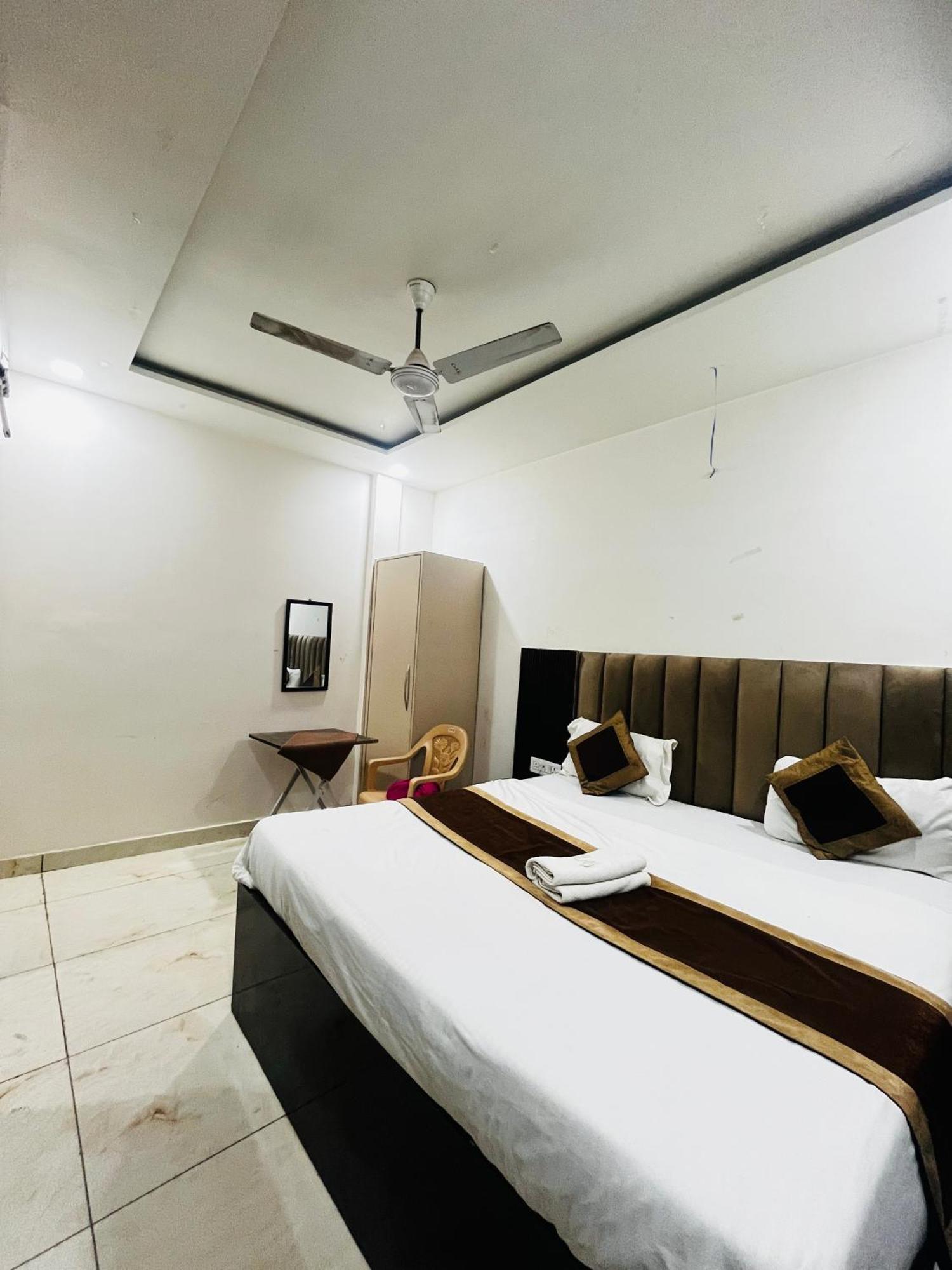 Hotel Green Apple بريلي المظهر الخارجي الصورة